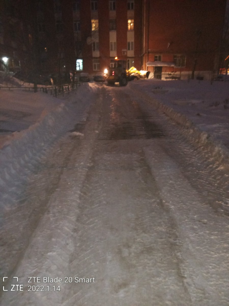 uk_volga63's tweet photo. Механизированная очистка придомовой территории ❄ @krasnoglin_adm https://t.co/ZSscvj2gNN