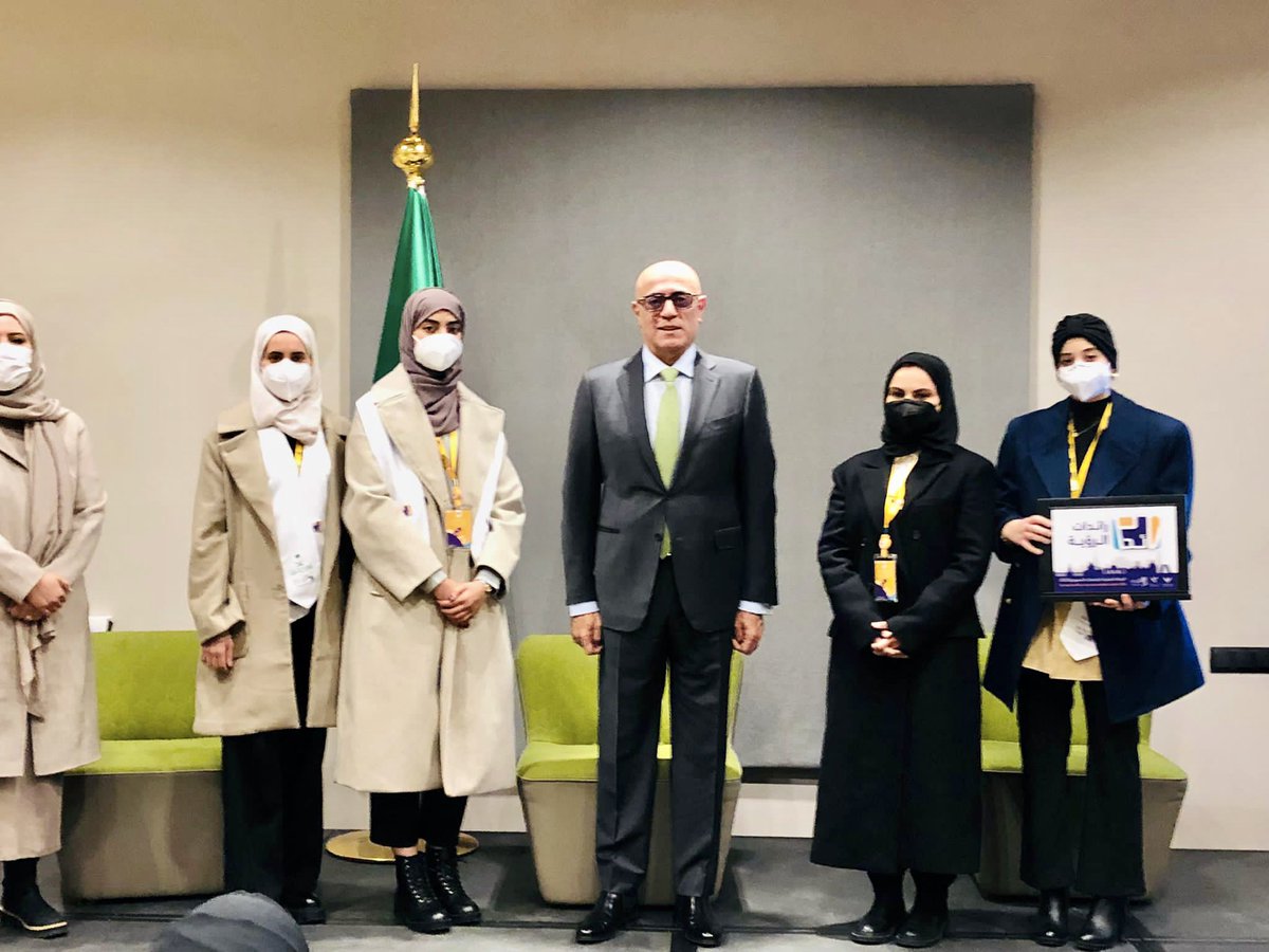 KSAembassyES's tweet photo. واطلع سعادته على تفاصيل الرحلة التي تضمنت زيارات أكاديمية لأعرق الجامعات للاطلاع على التجربة العلمية والأكاديمية في الجامعات الإسبانية. بالاضافة لرحلات ثقافية منوعة للتعرف على المعالم التاريخية والثقافية في عدة مدن في مملكة إسبانيا. https://t.co/wMMmOx6m4A