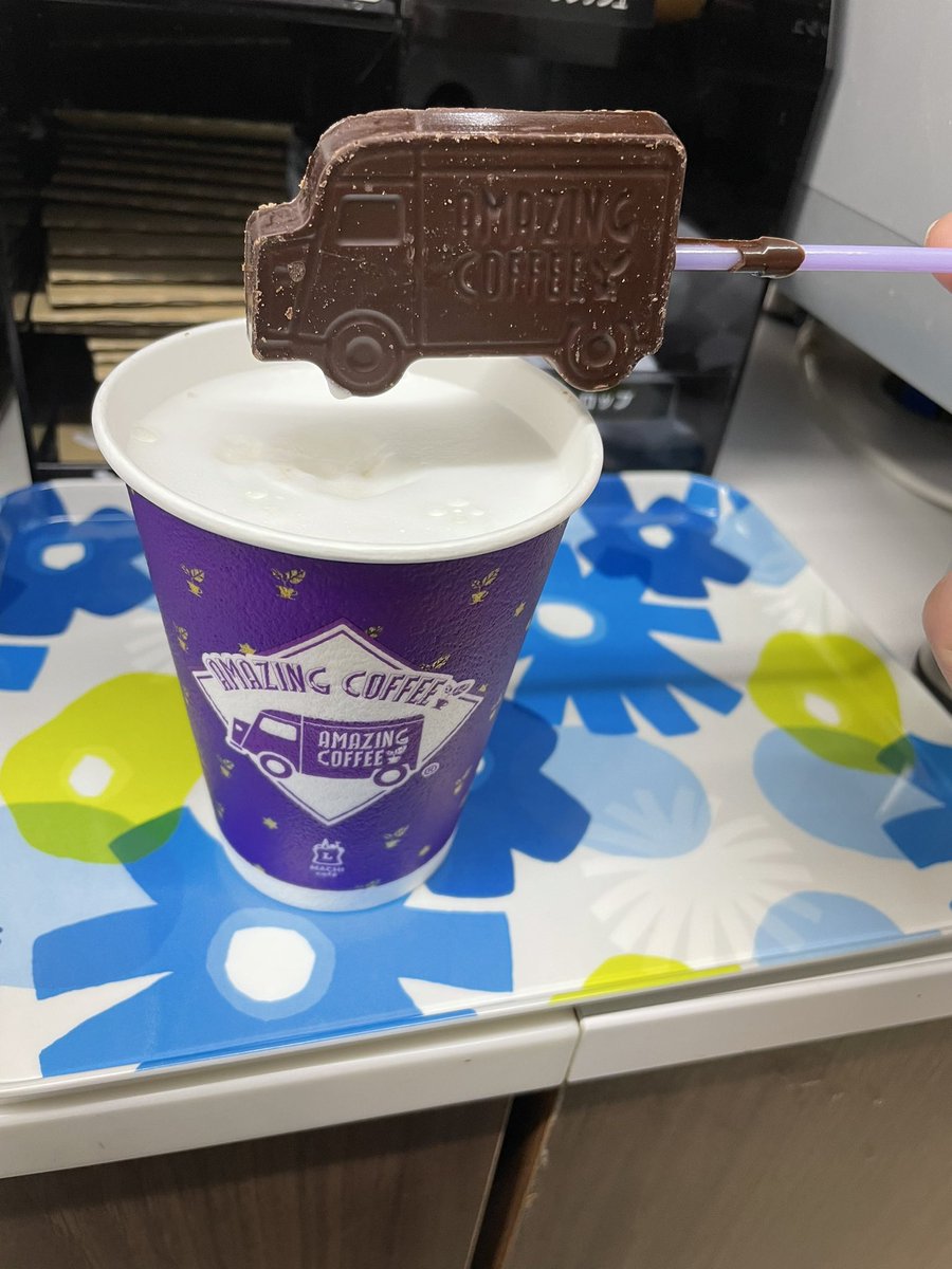 軽さは正義 tweet media