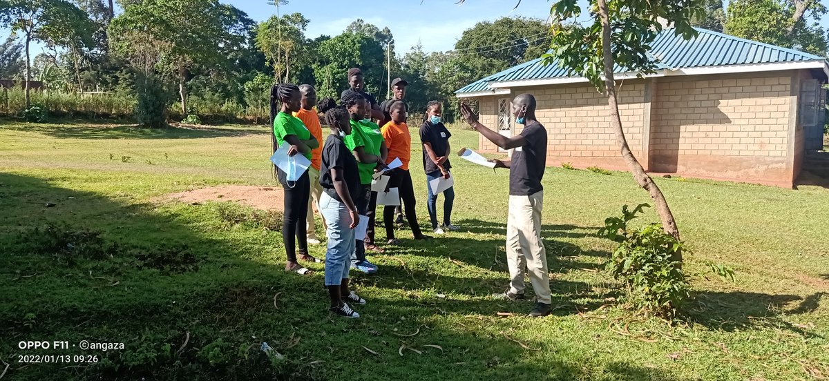 AVijiji's tweet photo. Community scouts led by our field officer Vincent Ojuka- preparing to start our monthly straw coloured fruit bats (Eidolon helvum) monitoring through counts. # mbale monthly Eidolon helvum monitoring. https://t.co/1f5q0pFBTh