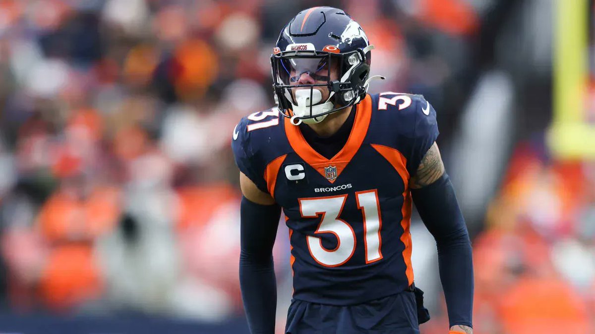 Broncos's tweet photo. Congrats to @jsimms1119 on being named a second-team All-Pro!

📰 » https://t.co/vuz5eLvhwh

#WPMOYChallenge https://t.co/oSWpyMLPx0