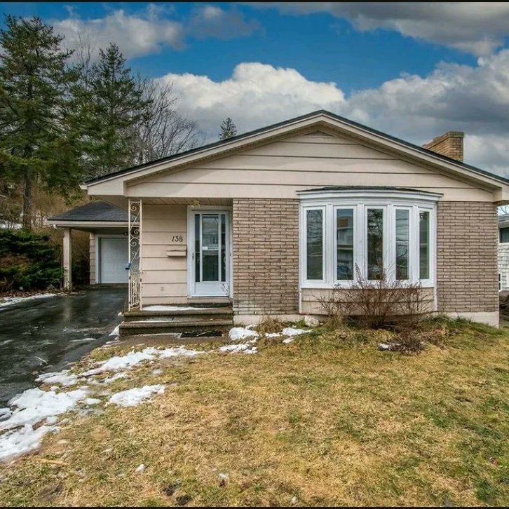 JoeRLP's tweet photo. JUST LISTED! 3 bedroom bungalow in Fairmount Subdivision! This house has 2 full bathrooms, a huge basement and in one of the most popular school districts in the province! Renovated in 2016 and freshly painted this week. #fairmount #halifax #springvale #newlisting #novascotia https://t.co/1qnRNZUWjH