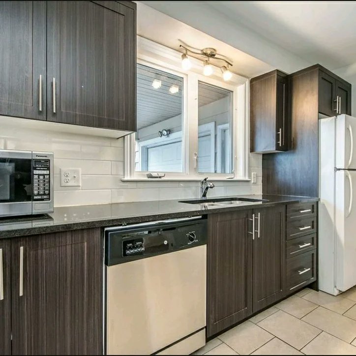 JoeRLP's tweet photo. JUST LISTED! 3 bedroom bungalow in Fairmount Subdivision! This house has 2 full bathrooms, a huge basement and in one of the most popular school districts in the province! Renovated in 2016 and freshly painted this week. #fairmount #halifax #springvale #newlisting #novascotia https://t.co/1qnRNZUWjH