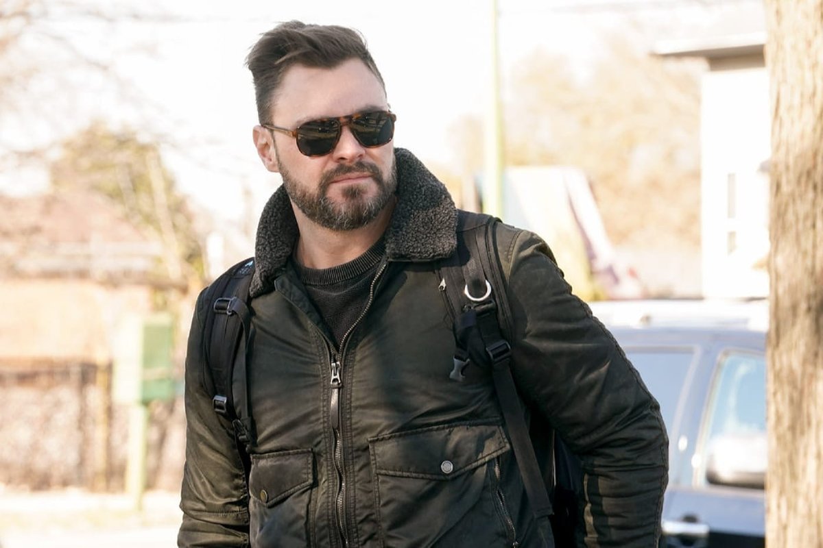 PFluegerFR's tweet photo. #ChicagoPD | Photos promotionnelles de l'épisode 9x12 « To Protect »

(📷 Lori Allen/NBC) https://t.co/xdZufPYMAd