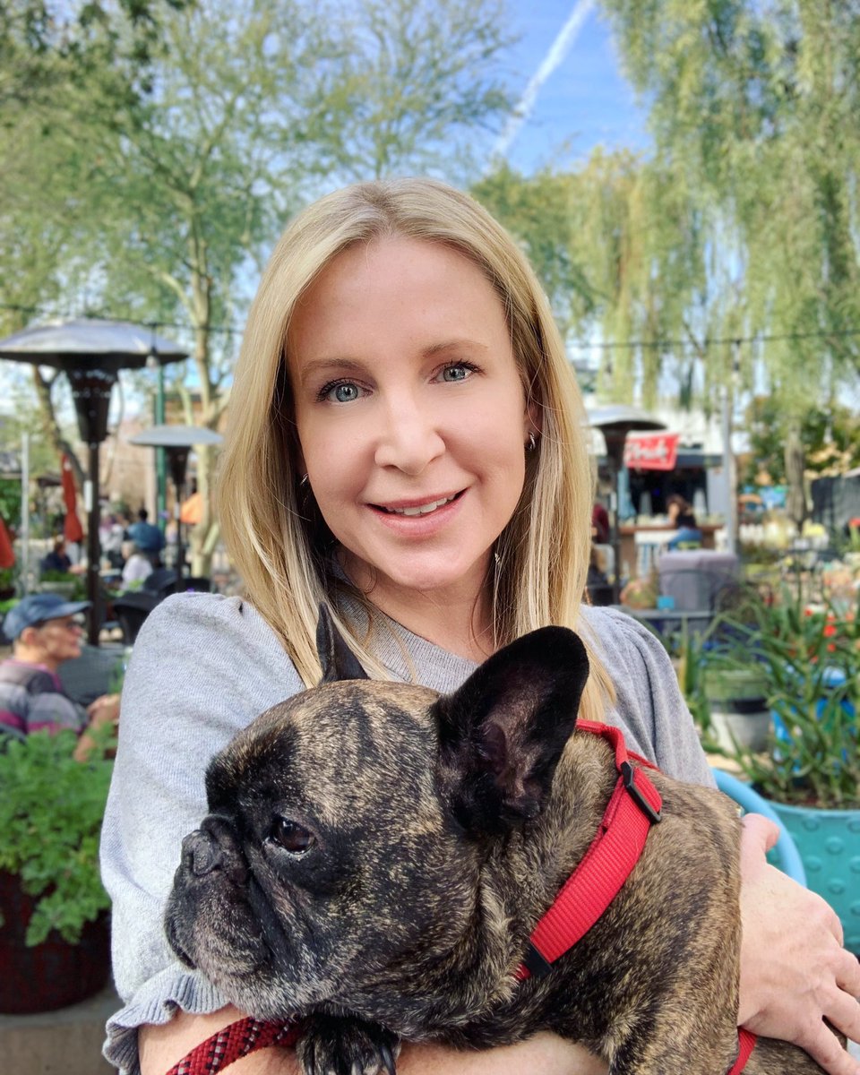 KarenBrownTV's tweet photo. Here’s Buster &amp; my tradition after he goes to chemo-therapy for his cancer…we stop @BergiesCoffee in cute #downtownGilbert - he gets dog biscuits, I get hot chocolate &amp; we both feel better 🤗 #itsthelittlethings #HappyFriday #sendinglove #havegreatwknd #frenchie @KarenBrownTV https://t.co/9Juj8sUhQ3