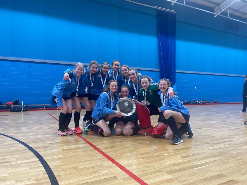 Fram_Sport's tweet photo. 🥇 Our U16 Girls are @EnglandHockey Indoor National Champions 

A nailbiting final against the excellent @Reptonhockey the girls scored a last second winner to take the title. https://t.co/JVr4OIIgcY