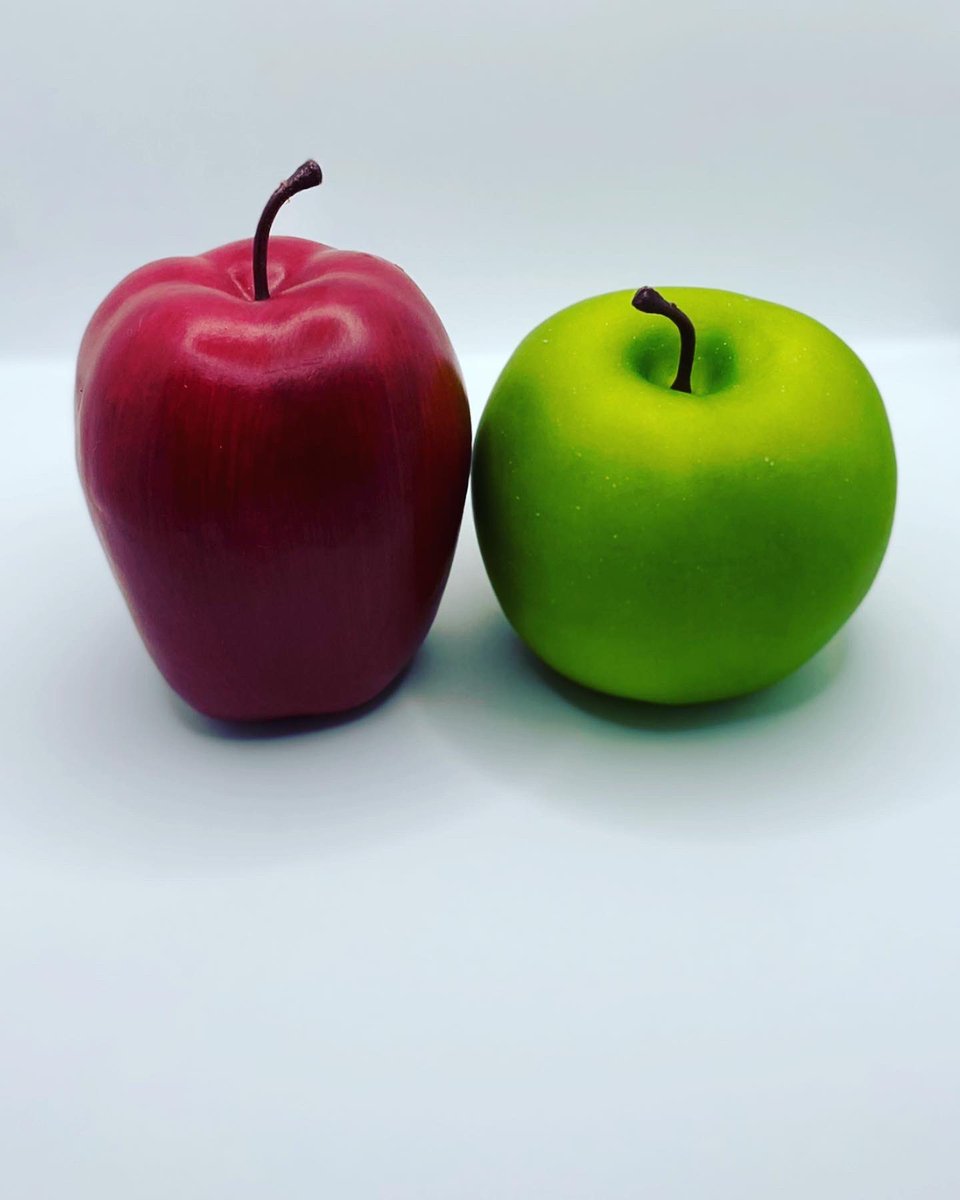 Mariahcallahan3's tweet photo. #stilllife #photographylovers #Fruits #socialmedia #twitter #YouTube https://t.co/7JBnh6nxt4