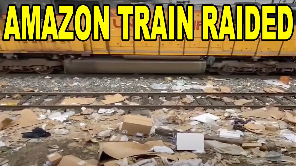 doobiedukesims's tweet image. Shocking debris of stolen packages after thieves raid Amazon train youtu.be/QKC4WHZwzm0 #amazon #amazonpackages #stolenpackages #trainraid #viralvideo