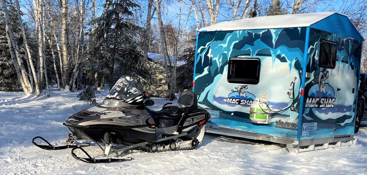 MackowInds's tweet image. Head out to Balsam Bay (Lake Winnipeg) this weekend to see another Mackow Industries "Mac Shac"  out on the lake. It's a big lake so you can pull this with your snowmobile wherever the fish are biting... 

#icefishing #familyfun #fishingislife
