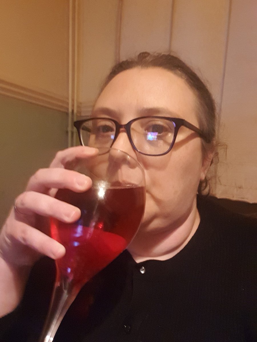 NazB78's tweet photo. #TFIF #Bramblegin #Gingerale #cheers https://t.co/7ba0SvFQmE