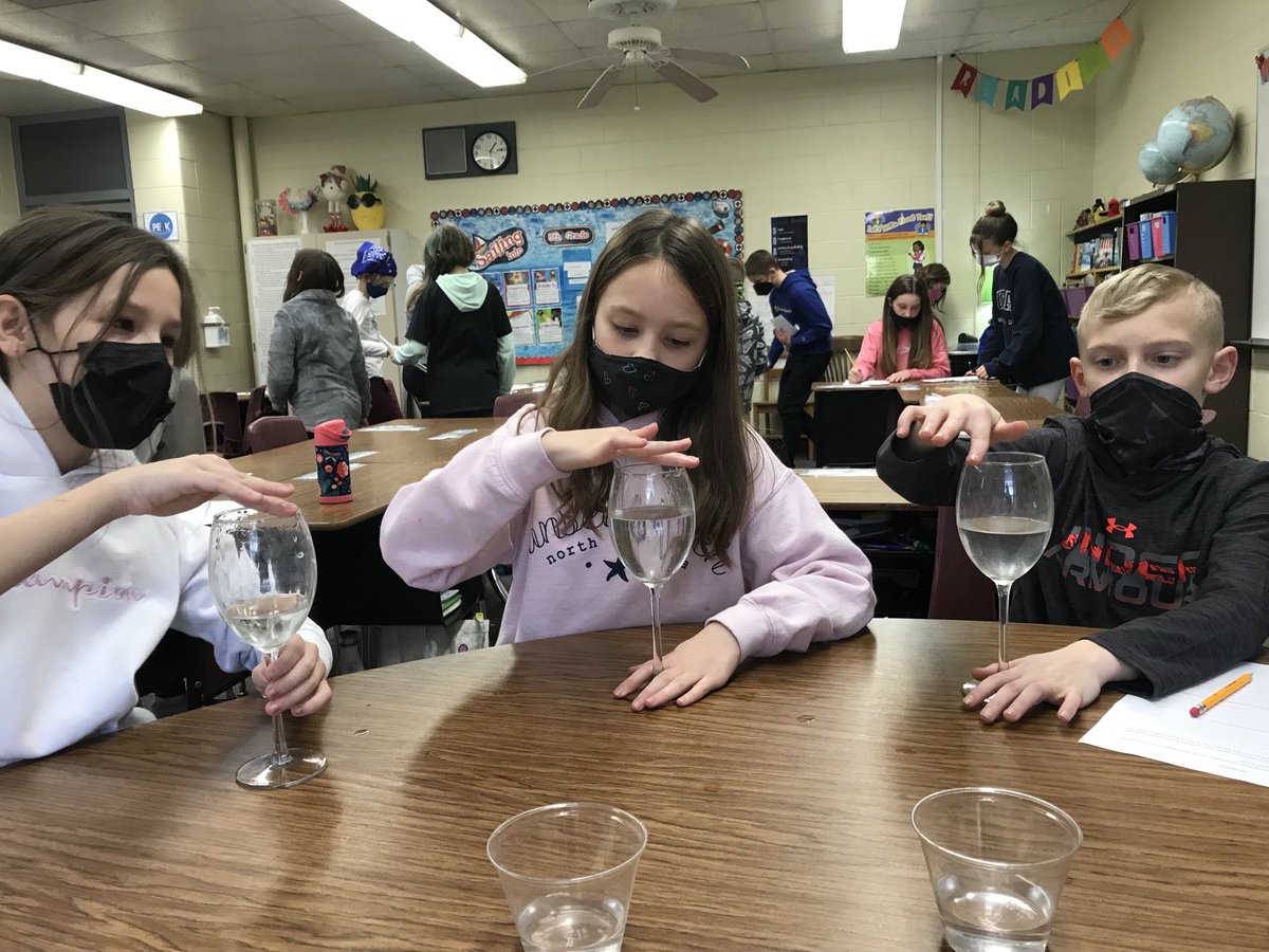janetausten2's tweet photo. Sound Lab today ⁦@KenstonSchools⁩ ⁦@KenstonKIS⁩ https://t.co/SBZMlo0dLn