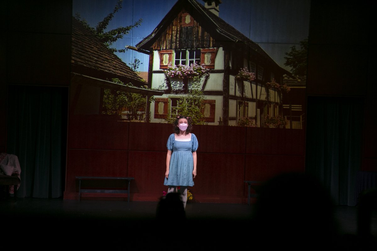McDonoghSchool's tweet photo. Our Grade 8 OnStage class invited family and friends to be their guests last night for their performance of “Disney’s Beauty and the Beast Jr.”
Learn more and see all the photos: https://t.co/A53JYluHsh
#mcdperformingarts #joy #theater https://t.co/Oei8OIPYdN
