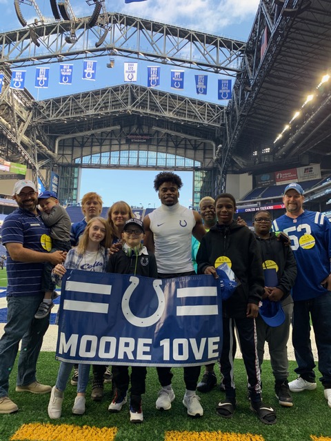 akidagain's tweet photo. Let's help our friend @KennyKennyMoe3 win the Walter Payton Man of the Year Award! Inspiring on &amp; off the field.

RT to vote! 

#WPMOYChallenge x @KennyKennyMoe3 https://t.co/dKdQo9x2R5