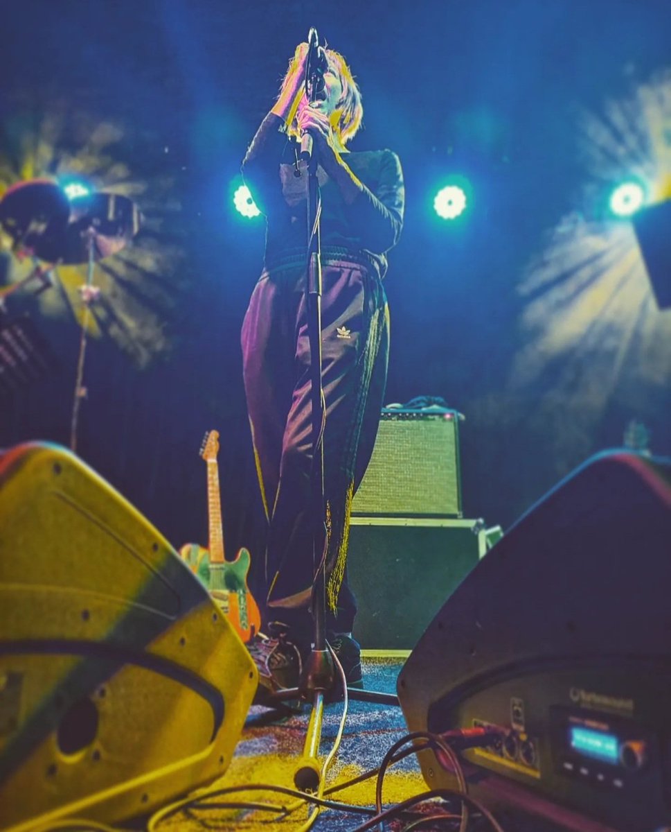 LoneLadyHQ's tweet image. #soundchecking @thetradesclub 
LoneLady onstage: 9pm