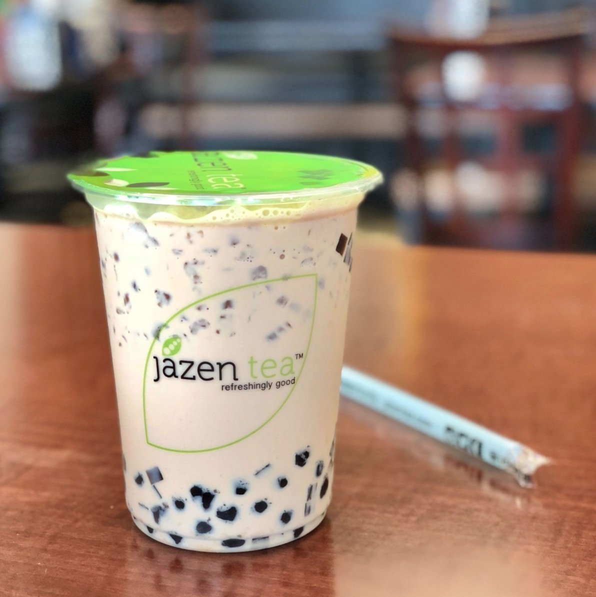 FreedomCrossing's tweet photo. Happy Friday, treat yourself to a milk tea at @phohoa in our food court today! ❤️
.
.
.
#FreedomCrossing #FBTX #FortBliss #FtBliss #FortBlissTexas #ShopFortBliss #ToGo #OpenForDelivery #PhoHoa https://t.co/TxPvsGcO97