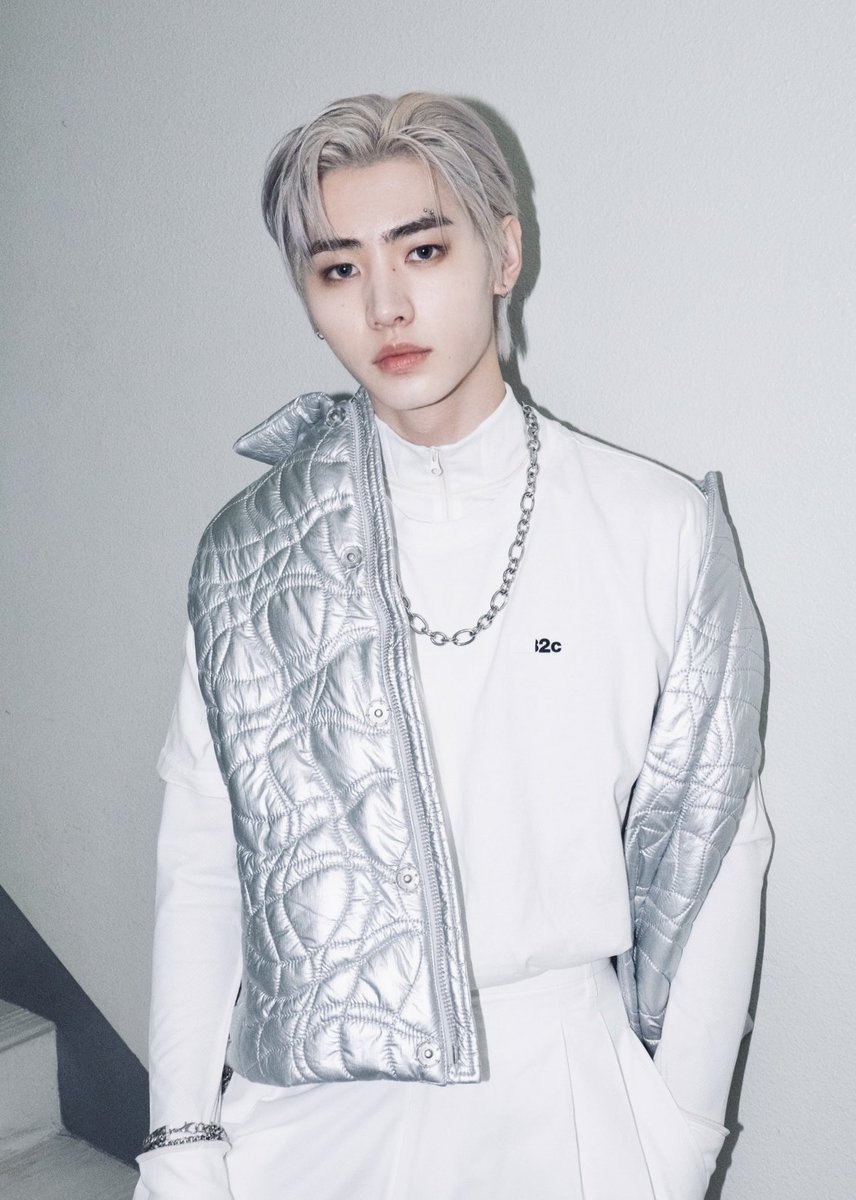 hourly sunghoon tweet media