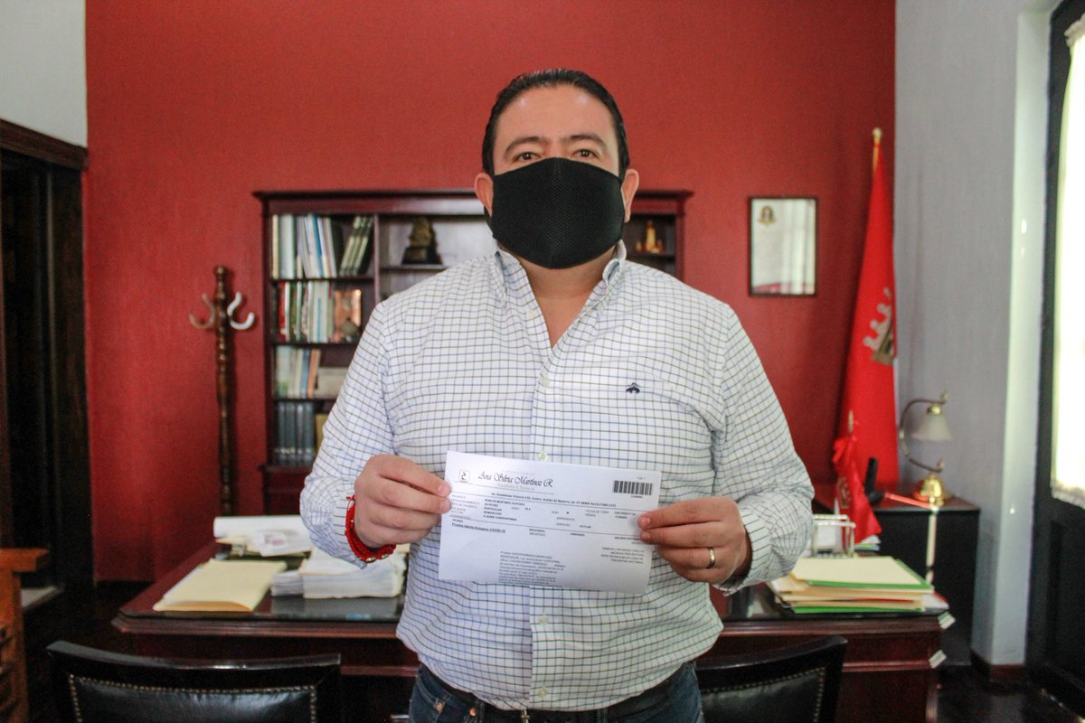 GustavoRoblesM's tweet photo. Esta mañana recibí el resultado de la prueba de Covid-19 que me realicé, en la cual salí negativo; no bajemos la guardia y sigamos las medidas sanitarias que ya todos conocemos #ClaroQueSi. https://t.co/mqnv4W3sbf