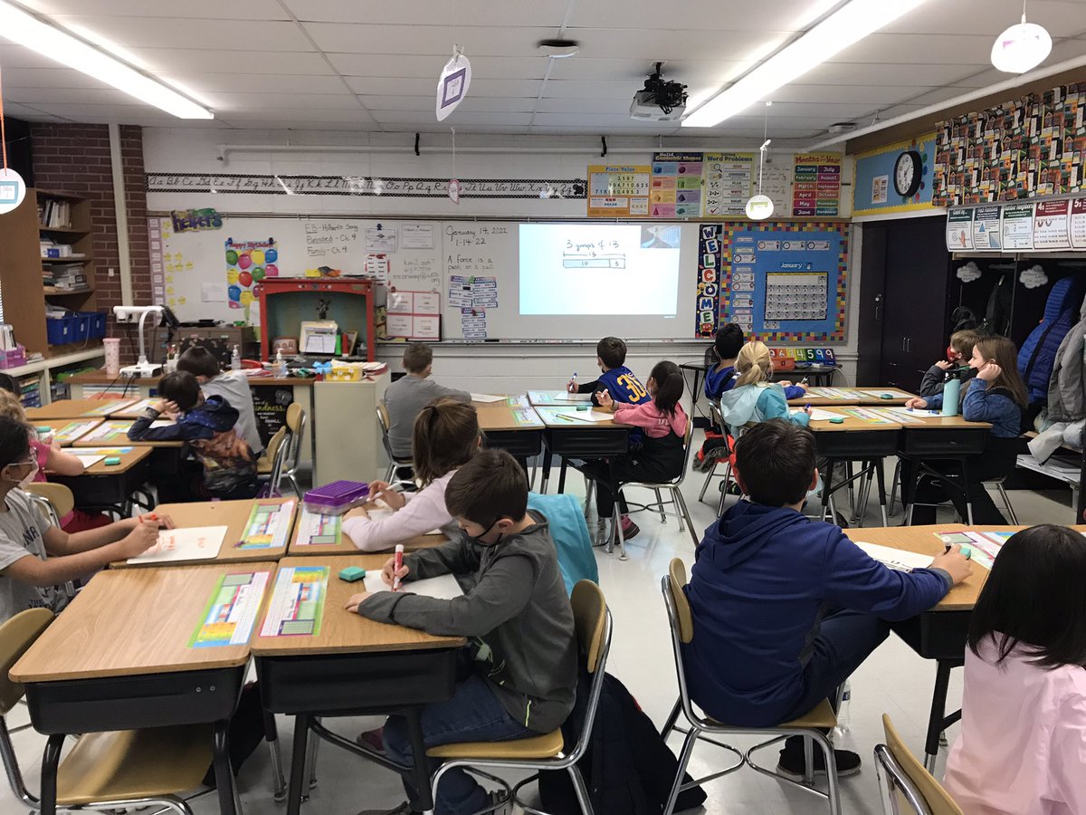 Spending the afternoon with <a href="/gregtangmath/">Greg Tang</a> and learning how to to use area models. <a href="/MrsStella/">Vicky Stella</a> <a href="/WindsorWildcats/">WindsorWildcats</a>