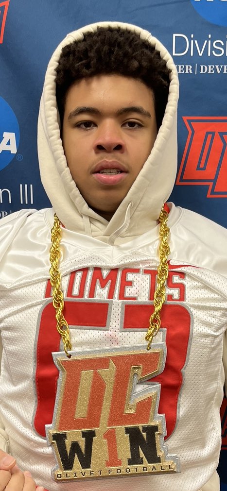 rorodrake63's tweet photo. After a great visit I am blessed to receive an offer from Olivet College!🔴⚪️@CoachRumz58 https://t.co/oKOJtRqA0T