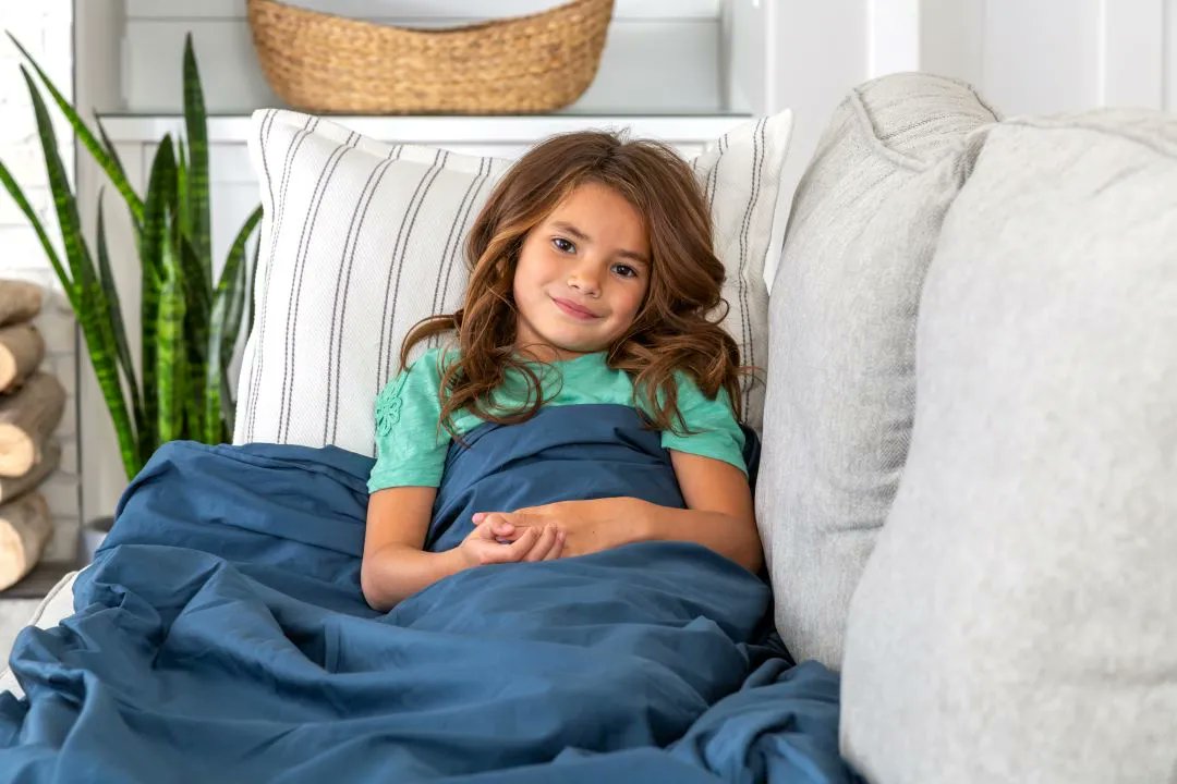 weesproutco's tweet photo. Getting your little back into a sleep routine after the holidays?

⭐️ All weighted blankets 15% Off! ⭐️  

Perfect for bedtime stallers, sleep fighters, &amp; wake up in the middle-of-the-nighters …

 Shop the sale now at https://t.co/Zp6cMEQg1j https://t.co/7Mkwu0KxGW