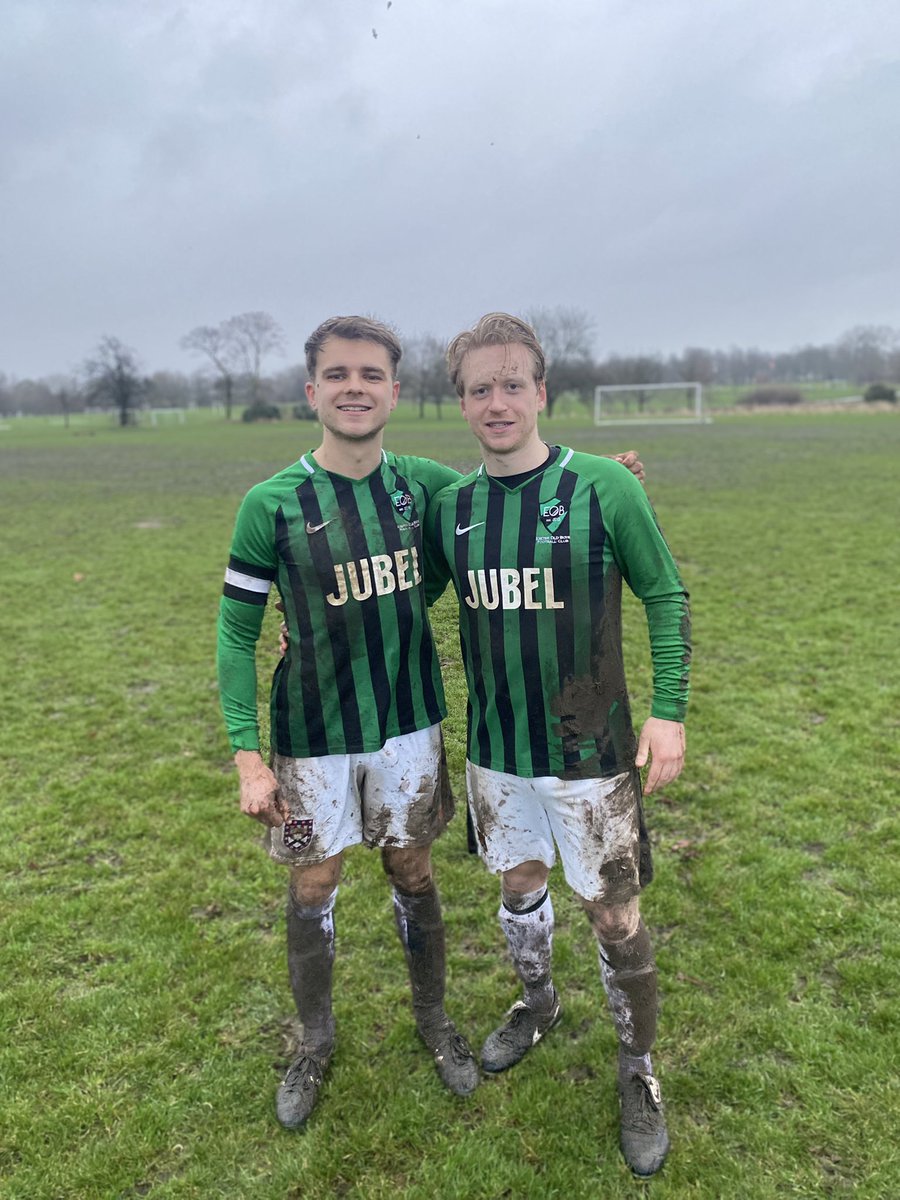 EOBFC 3 - 1 Claremont 17

Started 2022 with a W in soggy conditions

Goals:
Darren Ofoe x2
Charlie Dean

Jubel MOTM: Pat Geddis + Tom Hutt
On debut, Gedo gave their attack nothing, battling for every ball.
Jabba, a bundle of energy in the middle, picking up on any dodgy touches