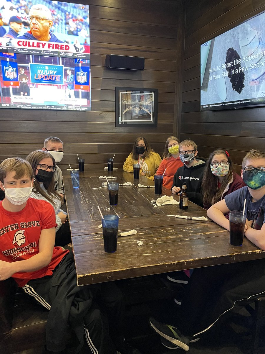 jcass8430's tweet photo. Huge thanks to @TheAleEmporium in Greenwood for taking care of us at lunch today! Our server was the best and the food was delicious! Students are learning how to work in a restaurant this semester and this was a great first community trip. https://t.co/GoQ5ObFKdH