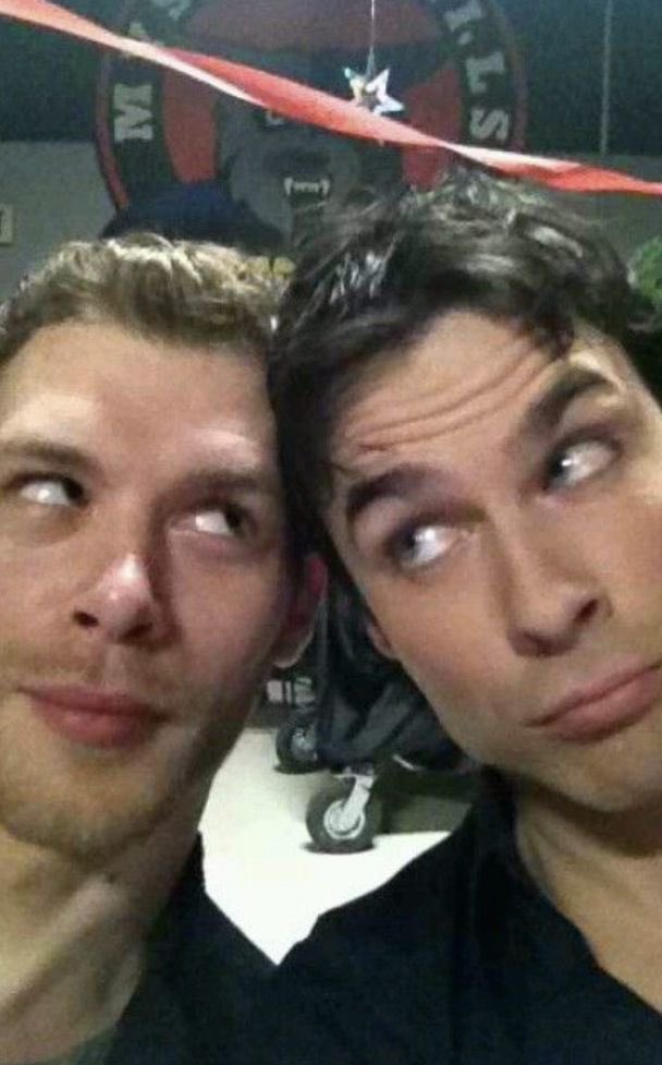 PR0VlDER's tweet photo. Ok I Stan TVD https://t.co/7WeA3sj2YI