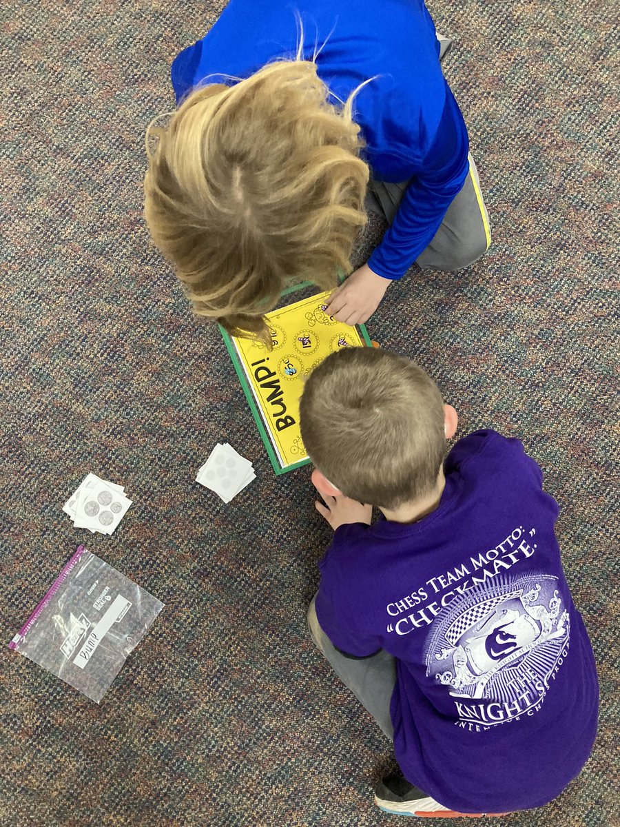 rcartersbombers's tweet photo. Making “cents” of our new math games! #funfriday #kenstoninspired https://t.co/5uGPiZWsu5