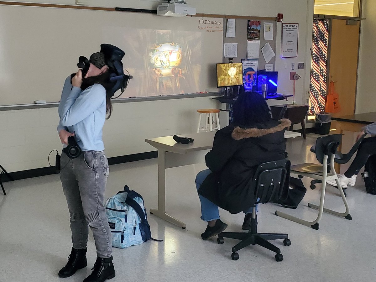 wirtart's tweet photo. It was a great day in Art History @PowhatanHS. We traveled to the Sistine Chapel to explore the works of Michelangelo using VR technologies https://t.co/qJahVVyYLj