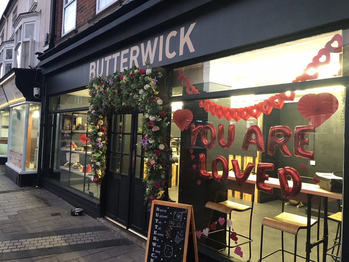 chris_davison1's tweet photo. .. and quite by chance called in at the fabulous #Butterwick for a cheeky cake 🧁 and found they are fundraising for @MindKettering through February and will match any donation made by customers !👏👍 @ThisisKettering @NTelegraph @weaver_steph @NorthantsLife #FeelGoodFriday 🤗🙌 https://t.co/TgbrMqrKUw