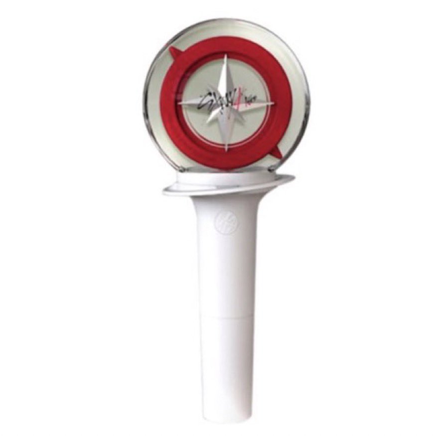 hourlybinsung's tweet photo. these are the lightsticks! police and staffs have arrived, stick together and reach them for assistance! 
#CHUNGHA_IN_RIYADH 
#StrayKids_in_Riyadh 
#الكونسرت_الحزين https://t.co/2jXlnwRjxt