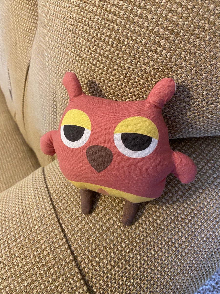 interlacing_web's tweet image. Stuffed sleepy owl toy designed on @Procreate and printed directly onto fabric. First attempt at sewing a toy. Not perfect, but I still like the results! #toy #sew #sewing #plushie #doll #procreateart #procreateapp #owl