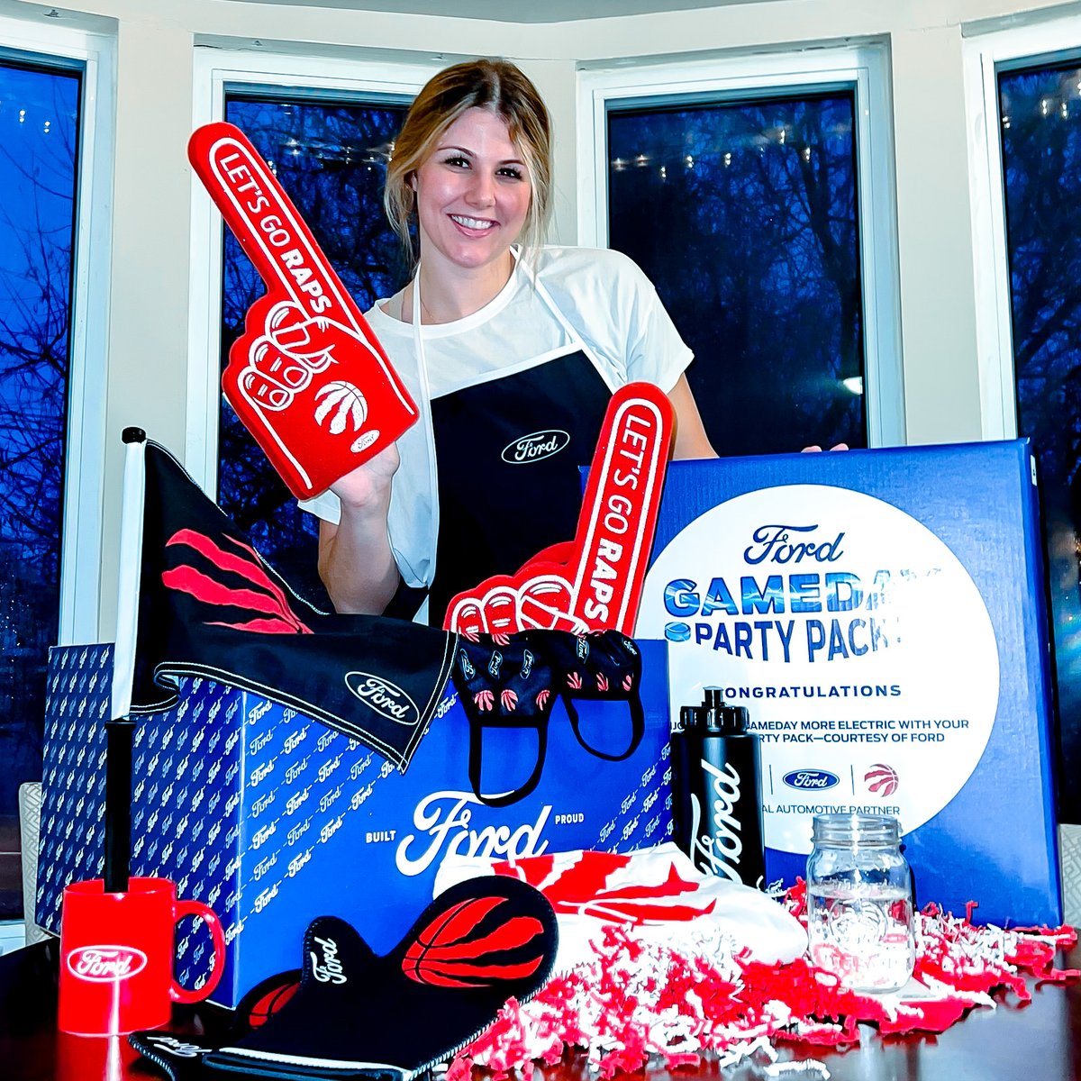 TheFordFANatic's tweet image. .@FordCanada is determined to help small businesses during these challenging times. To help #SupportLocal tell us about a favourite local restaurant in your area you'd like to have as a pre-game meal &amp;amp; enter at bitly.ws/jPos for your chance to win a Game Day Party!