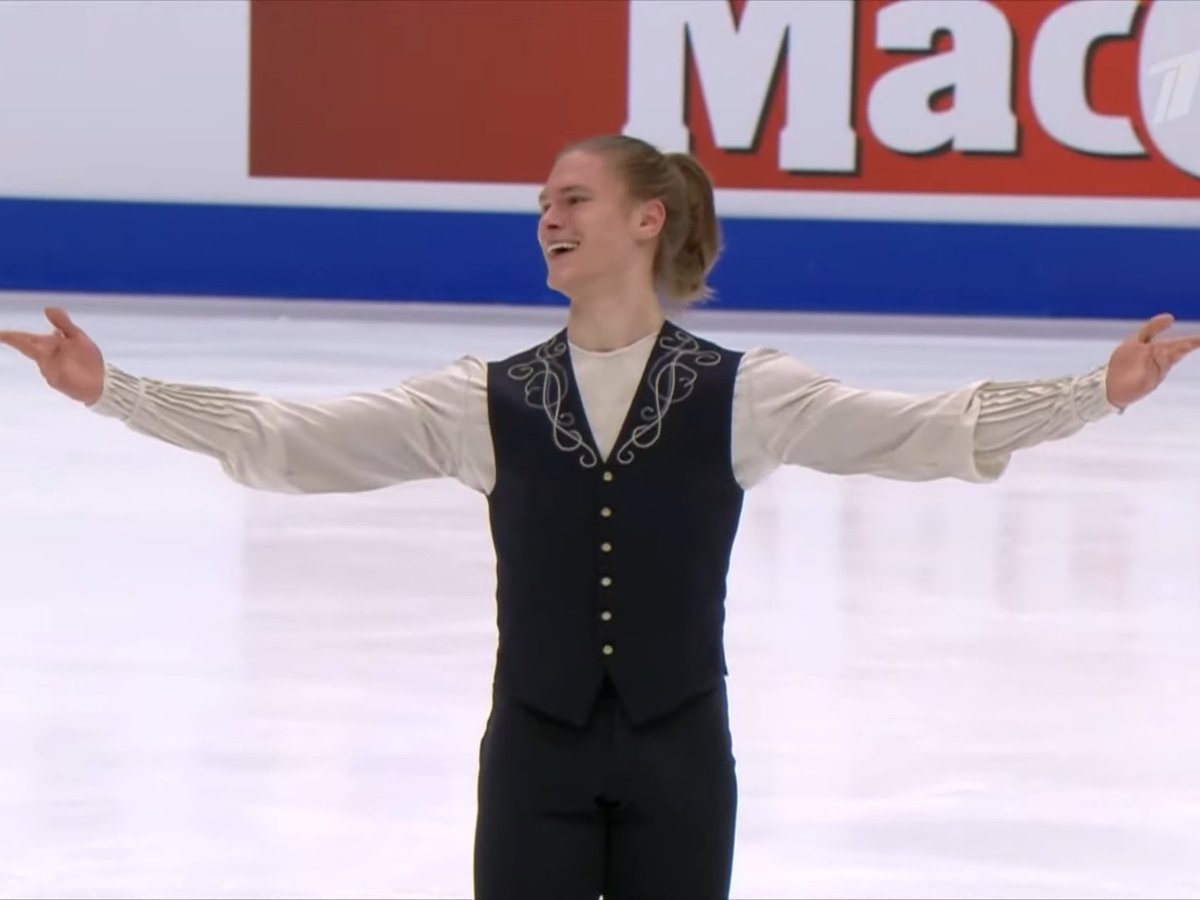 ramonateam's tweet photo. ДЕНИС - БРОНЗОВЫЙ ЧЕМПИОН ЕВРОПЫ 🥉⛸ https://t.co/Xzbr4R3OP5