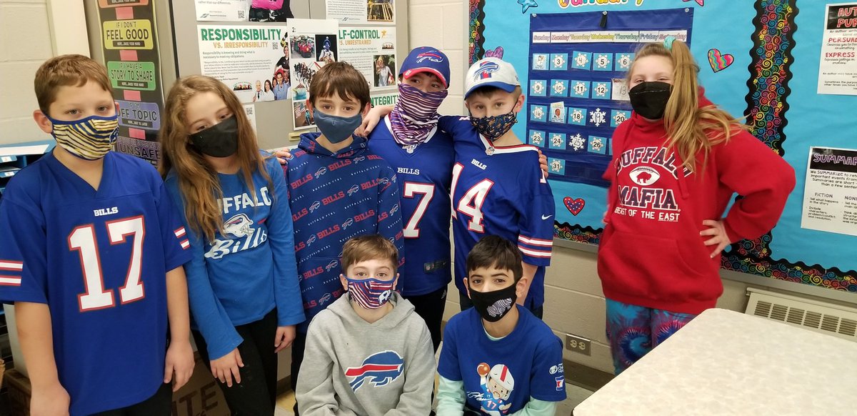 BigTreeReads's tweet image. Mrs. Naples’ class is pumped up for the Bills game tomorrow after an exciting virtual pep rally with our PE teachers!