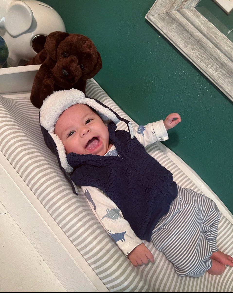 pollyypocket15's tweet photo. Happy Friday and happy 3 months to my little chunky monkey. Tia loves you to infinity and beyond ❤️ https://t.co/REkVrM0P36