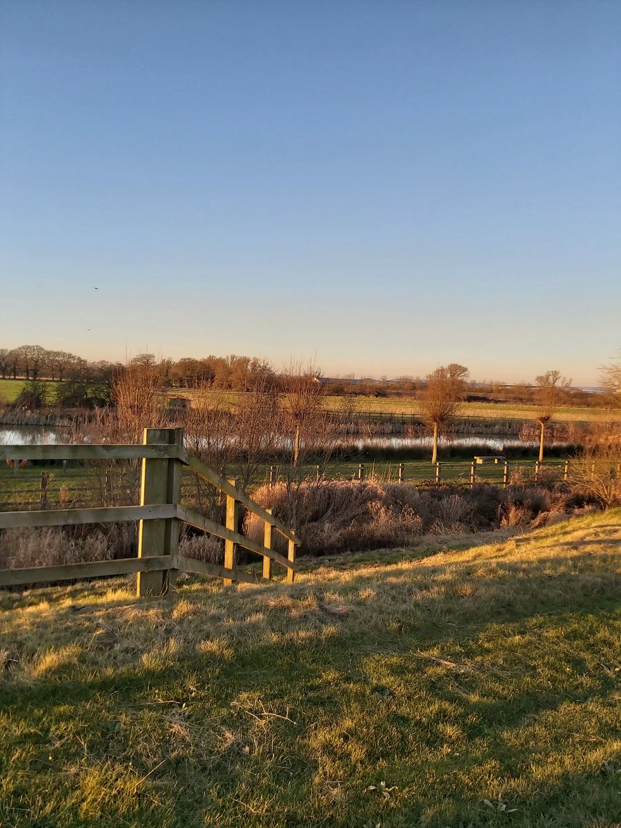 KentPoliceAsh's tweet photo. The PCSO for #Finberry has been on patrol today in the lovely weather, glad to report no issues today. Any incidents should be reported to Kent Police, for reporting methods please visit the Kent Police website. #CommunityPolicing #StaySafe AB https://t.co/sCaanj7U2p