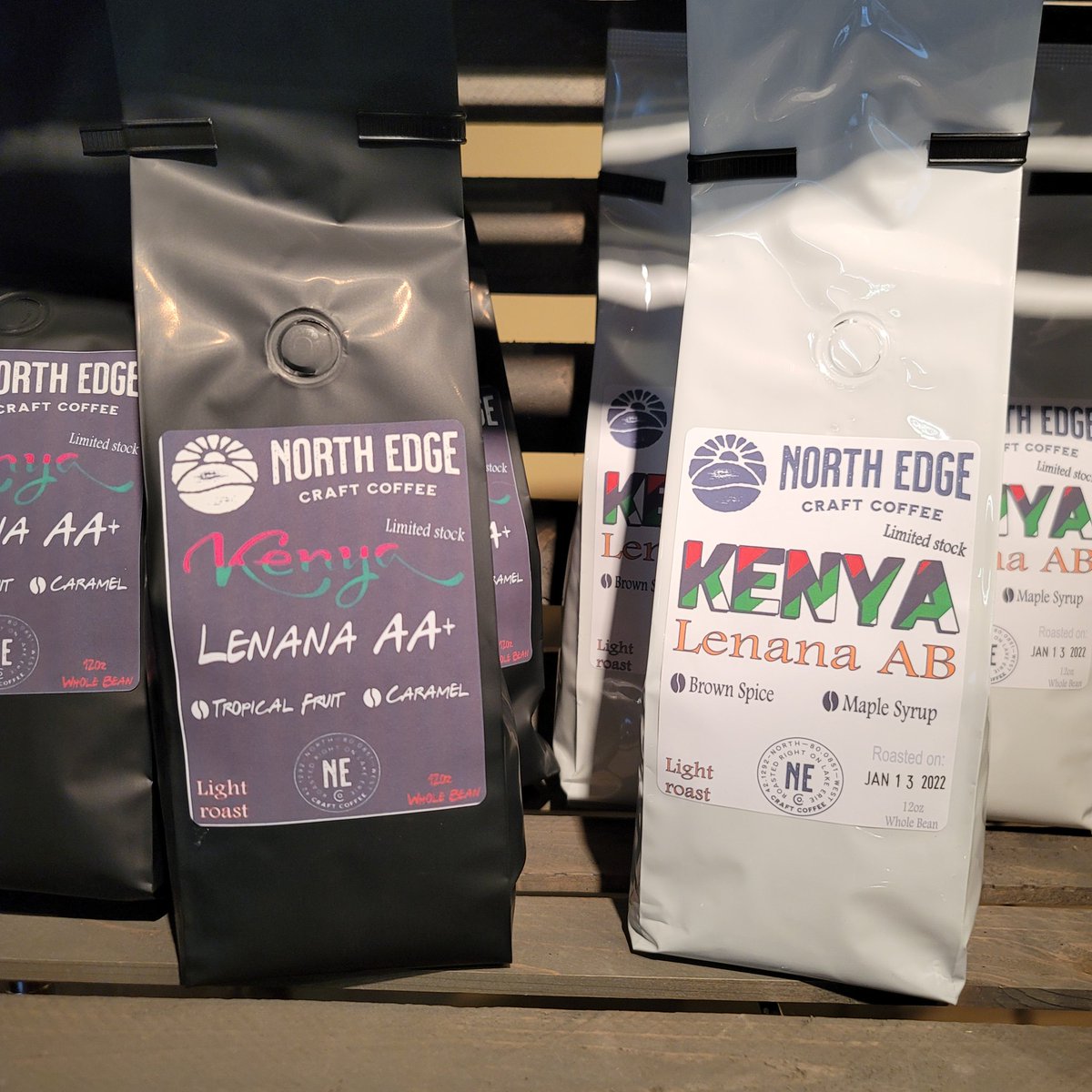NorthEdgeCoffee's tweet photo. A double headliner on this Friday!

🚨NEW COFFEE(s) ALERT🚨
𝗞𝗲𝗻𝘆𝗮 𝗟𝗲𝗻𝗮𝗻𝗮 𝗔𝗕+
•Tropical fruit  •Caramel  •Dark Chocolate

𝗞𝗲𝗻𝘆𝗮 𝗟𝗲𝗻𝗮𝗻𝗮 𝗔𝗔
•Brown Spice   •Maple Syrup  •balanced https://t.co/4na8v4Y023