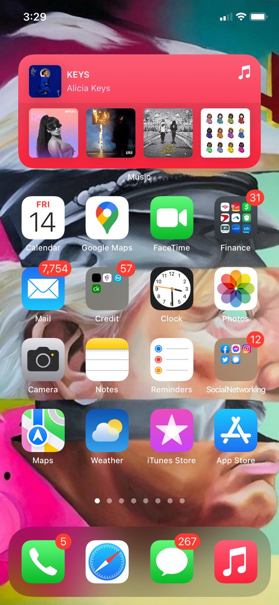 WatchWhikey's tweet photo. Clearly not a good texter lol https://t.co/4avyzmuccw