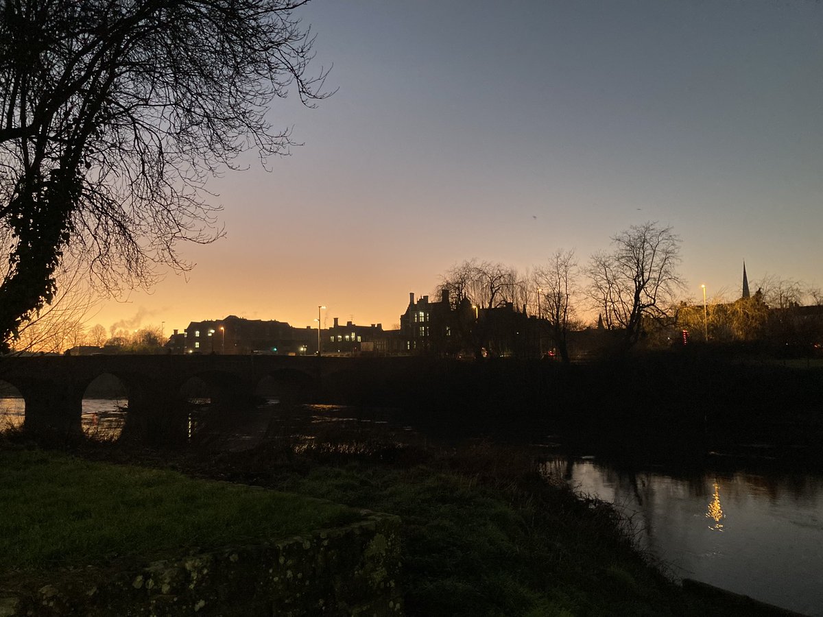 hadnock's tweet photo. Winter colours #wyebridge #monmouth #wyevalley https://t.co/hDPxHMCLQY