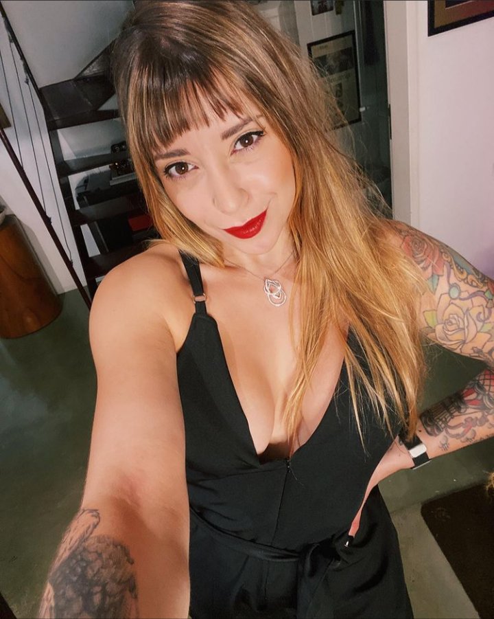 Penelope_Free's tweet photo. Can I be yours?  RT if you found me sexy, DMs let's talk https://t.co/ClnhIxORrq