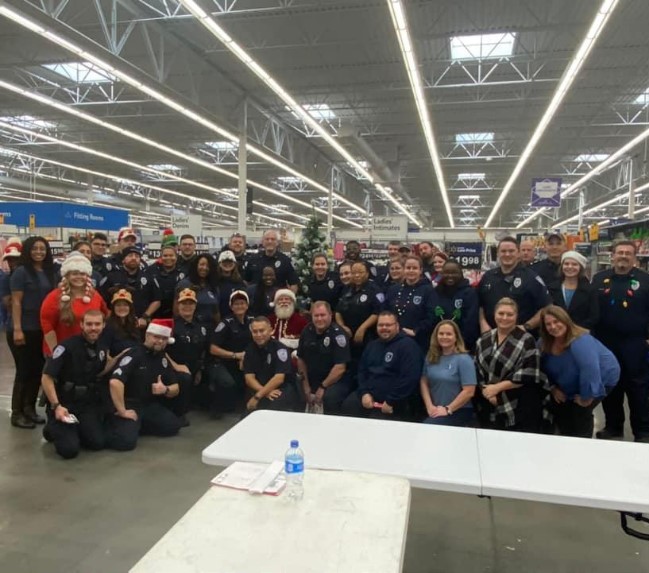 #LEAD2022 On December 5th, the Goose Creek Police Department took over 50 under privileged kids shopping for Christmas presents. Each of the 54 kids participating received $250 in gifts funded by the police department’s annual Hot Pursuit 5k.