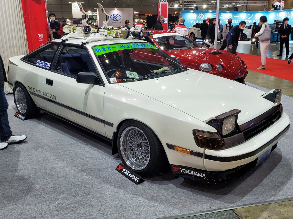 evercoat_jp's tweet photo. 東京オートサロン2022
#トヨタ東京自動車大学校
#セリカ #エバーコート #ST162 #私をスキーに https://t.co/xBCPjdlUTo