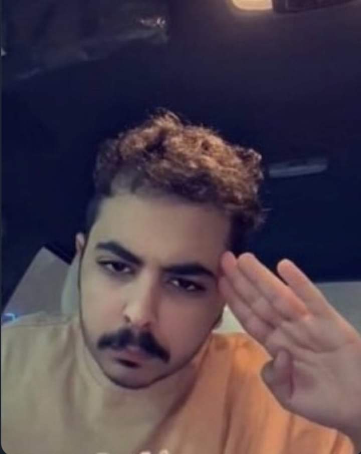 seungbinni's tweet photo. Estos  hombres están acosando a las chicas, favor de difundir.
 #الكونسرت_الحزين

Difundir este space. ‼️
https://t.co/2PEUkhKtCb https://t.co/dejmzjrN1J