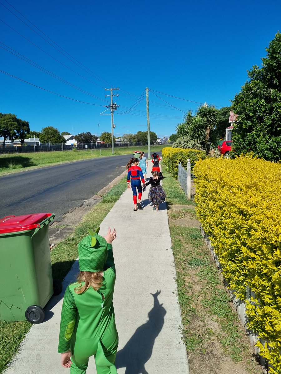 _TamaraWatson's tweet photo. It is a beautiful day to take the rag-tag band of Misfit Avengers for a walk.
#livelife #mummyproblems #Bewhoyouare https://t.co/18k4SuLURf