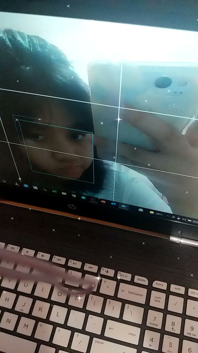 bydthinks's tweet photo. lq 🤳🤳
#ClueSelcaDay #CSD #10MonthsWithCiipher https://t.co/NEM3EFELT3