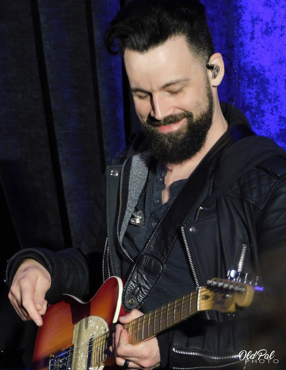HAPPY BIRTHDAY to this talented and truly kind human being <a href="/Billy_Moran/">Billy Moran</a>. Hope you have had lots of smiles and continue to have laughs the whole day!