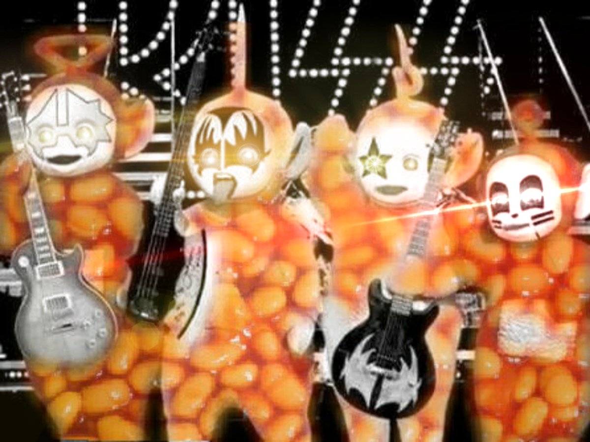 s0m0ney's tweet photo. @givememalware @helloSnafu Have another ser. #OC #OriginalContent #DemBeans #SnafuBeans https://t.co/HSJGwj3aOZ