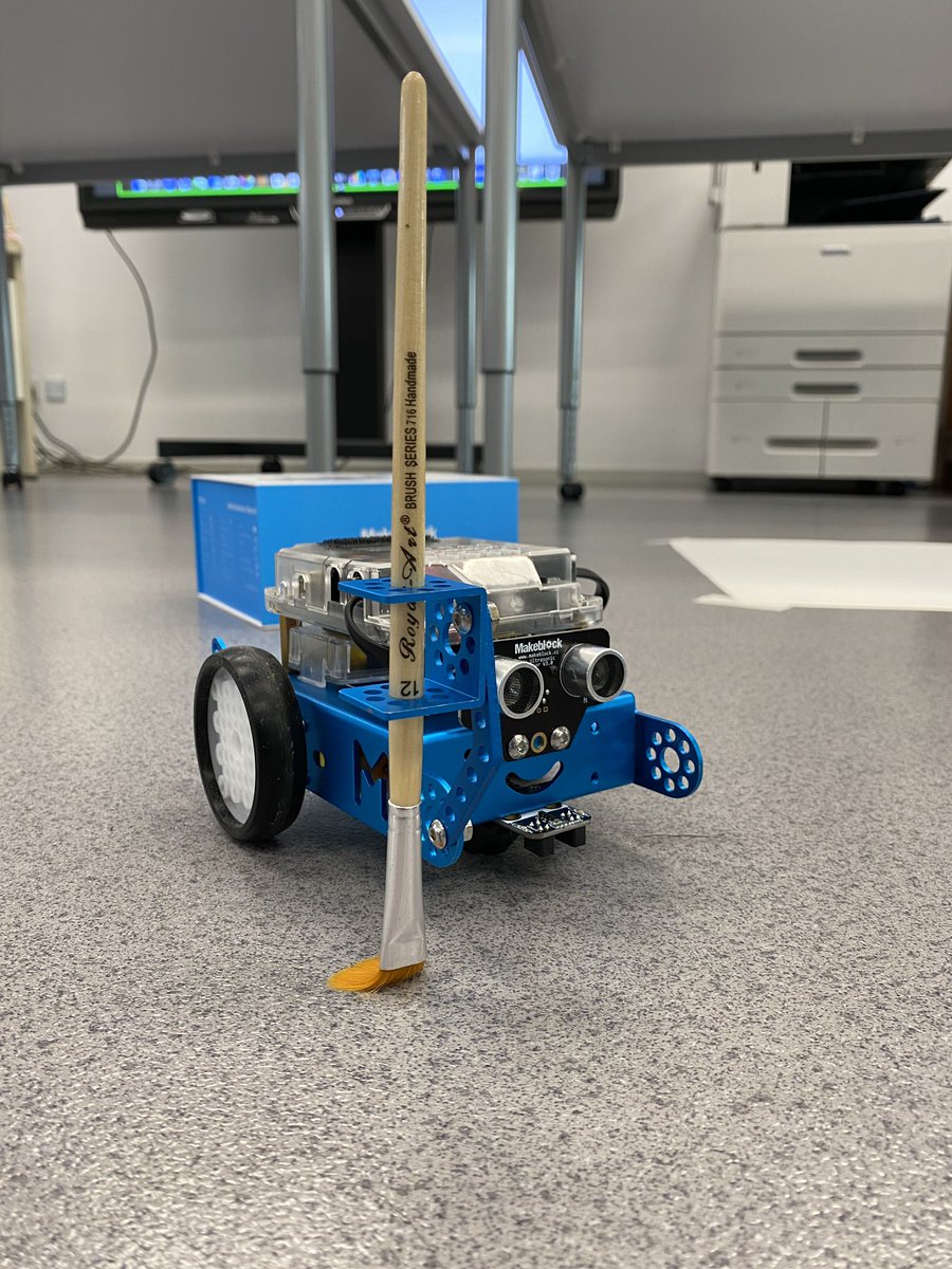 KathChiu's tweet photo. Final trialed Mark making with MBots. So fun. So much learning. Really impressed with our Yr 6 students who painted, problem solved and discussed the role of machines in art making. And ran over the teacher’s feet! 😂 @VSAHKG @ibmyp https://t.co/clN70800Ac