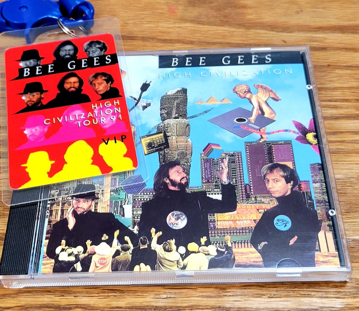 bgscucumbercas1's tweet photo. Been trying to be really good, keeping my purchases to just cds till I can finish up my collection, but I've been looking at concert passes for a long time and finally broke down. #HighCivilization was about half price of #One or #OneNightOnly passes-but I've got my 👁 on them 😉 https://t.co/ka1lPG3CWv